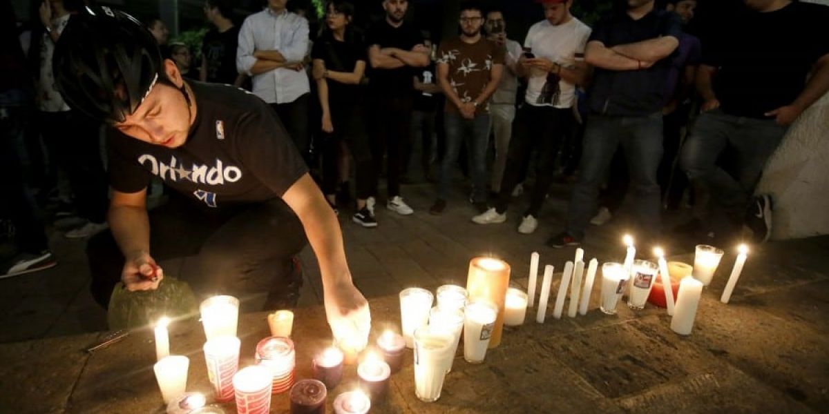 Los familiares exigían saber el paradero de los estudiantes.