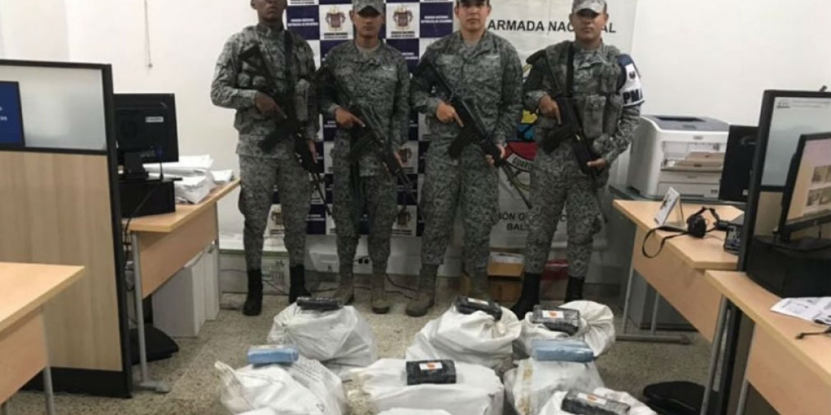 Las autoridades hallaron 500 kilos de cocaína.