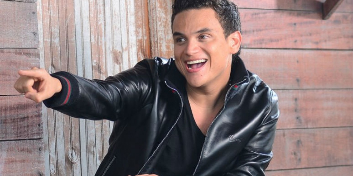 Silvestre Dangond, cantante vallenato. 