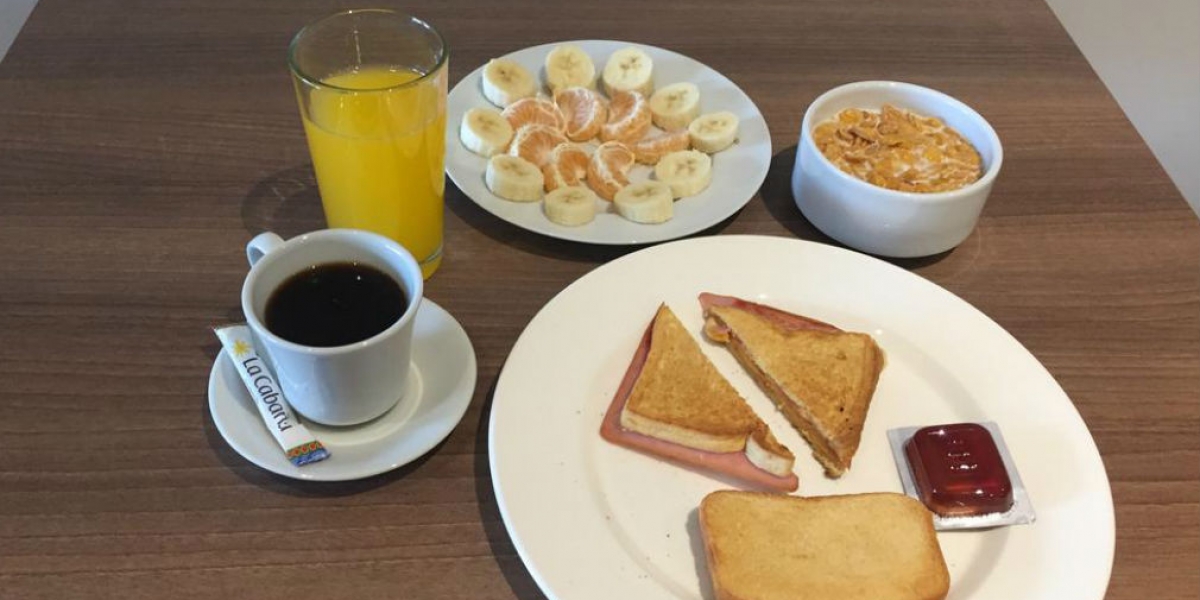 Los desayunos balanceados que ofrece el hotel, son los preferidos por los visitantes.