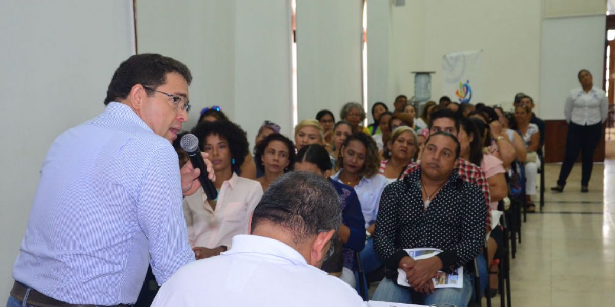 Oficina de Comunicaciones Alcaldía de Santa Marta. El alcalde martínez socializó las iniciativas para mejorar el deporte en la capital del magdalena