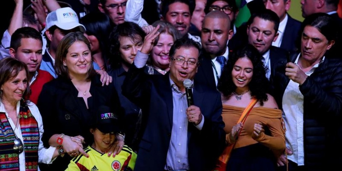 Gustavo Petro y su familia.