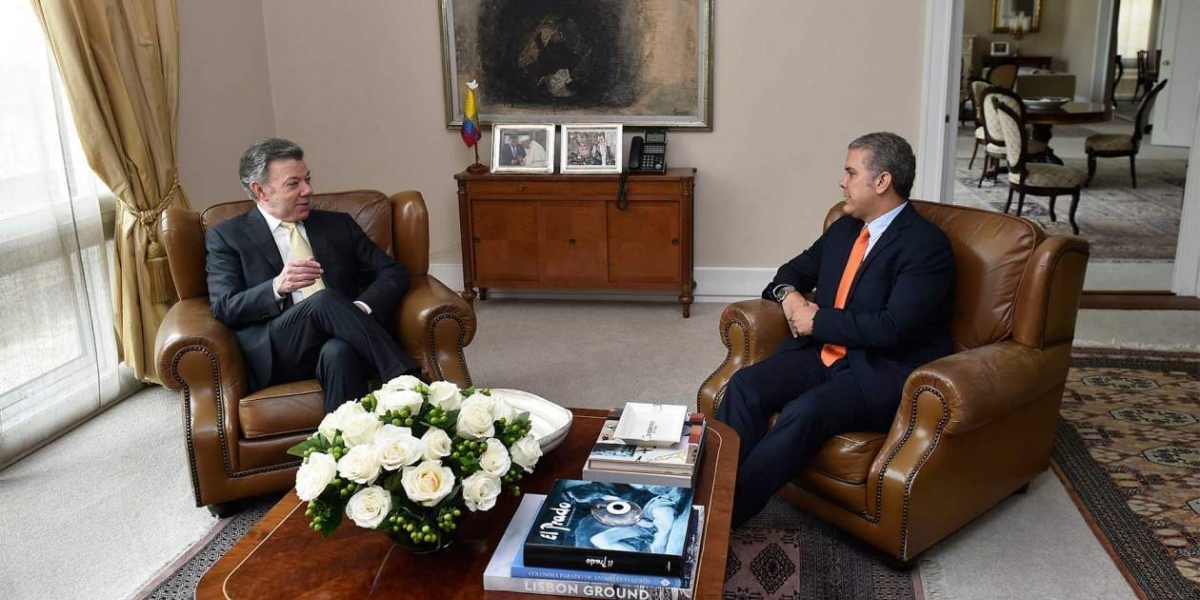  Antes de la reunión en el despacho presidencial, Santos y Duque tuvieron un encuentro privado.