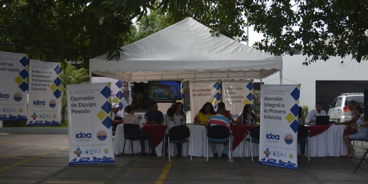 Universidad del Magdalena La sede del Idea recibió a personas interesadas en cursar programas.