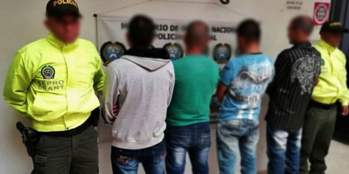 Caracol Radio A los cuatro capturados les dictaron medida de aseguramiento.