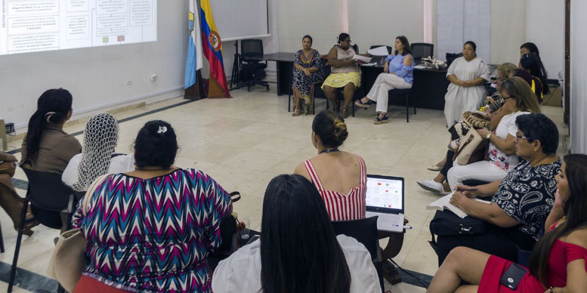 Reunión de la Mesa Diversa en Santa Marta.