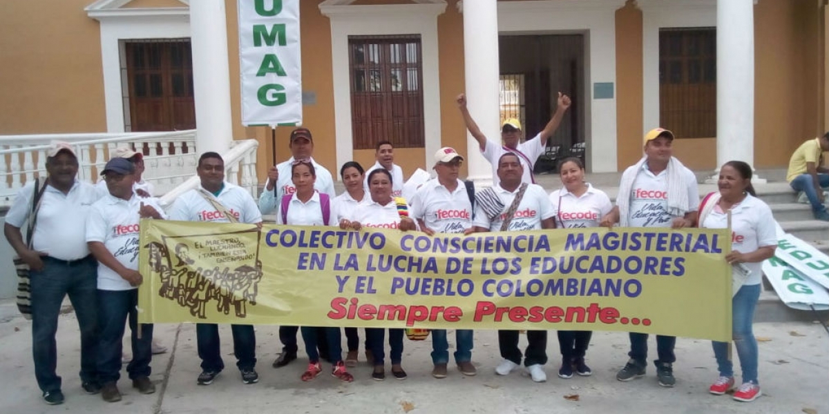 Docentes durante su jornada de protesta. 