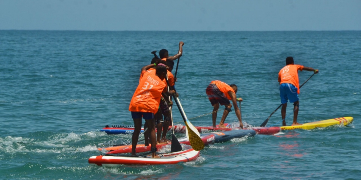 La playa y la bahía del sector de El Rodadero fueron el escenario de la 1ra Válida del Circuito Nacional de Surf, en el marco de la 58 versión de la Fiesta del Mar.