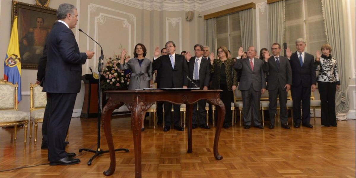 Los Ministros tomando posesión ante el Presidente Iván Duque.