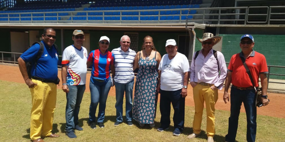 Inspección técnica al estadio de Béisbol por parte de la Federación Colombiana de ese deporte.