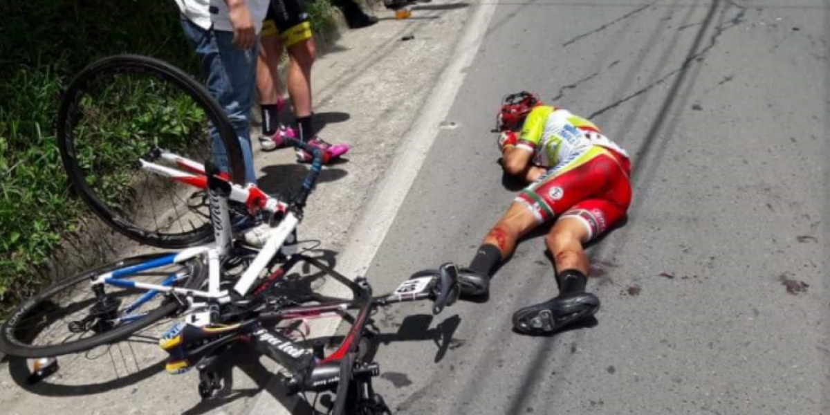  Uno de los ciclistas afectados. 