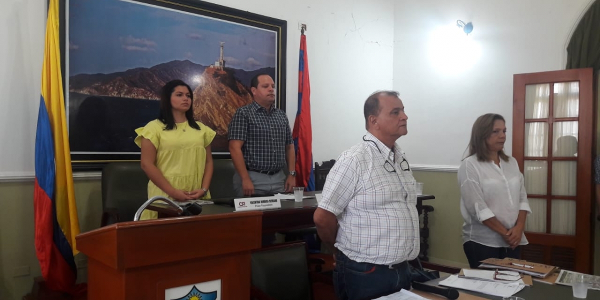 Los diputados del departamento sesionaron este jueves dando inicio a las extras en esa corporación.