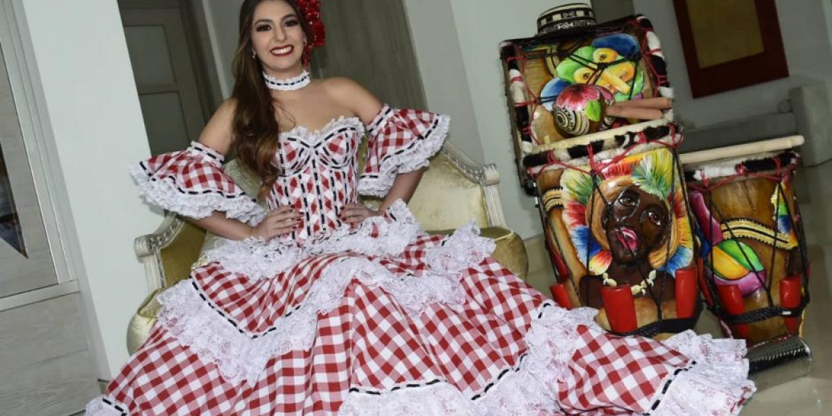 La Reina del Carnaval 2019, vestida de cumbiambera