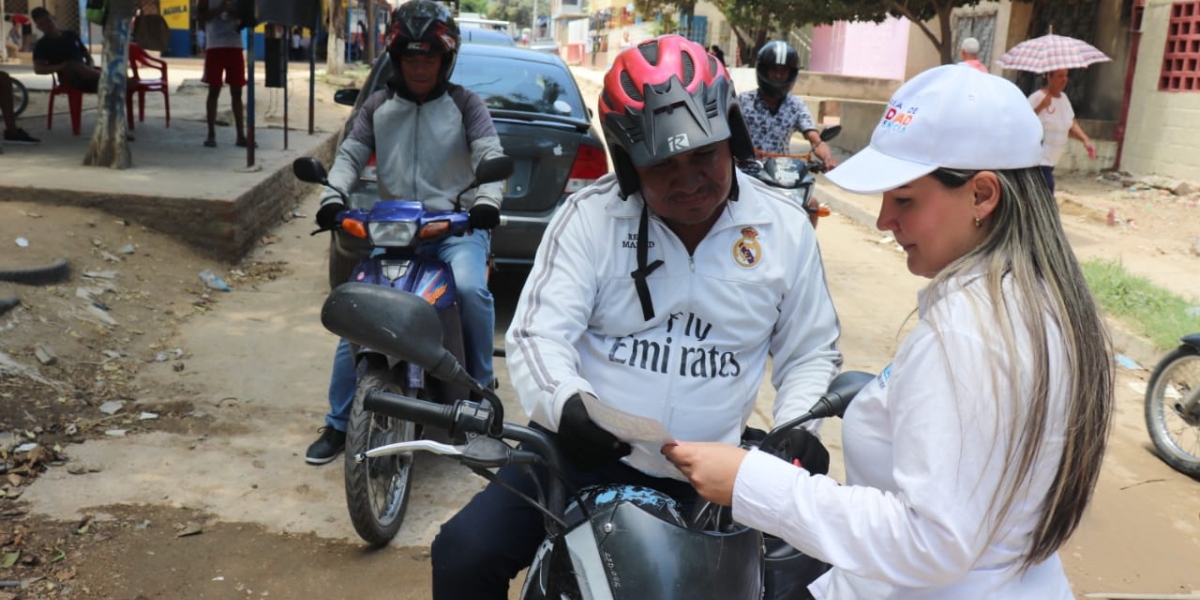 En las diferentes calles de la ciudad. 