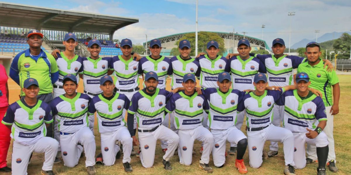 Equipo de softbol de la Unimagdalena.