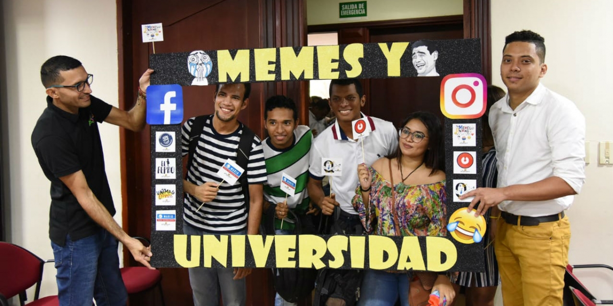 Los estudiantes que asistieron a este evento se mostraron complacidos por este espacio de conocer más sobre el meme como evolución de los medios de expresión en la comunidad educativa.