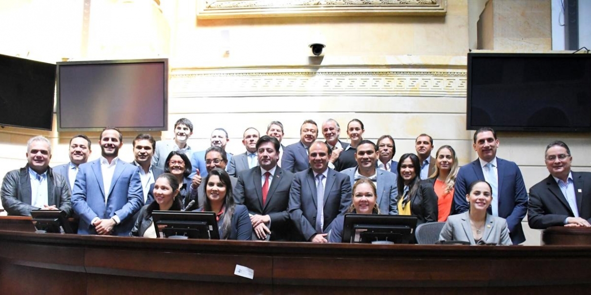 Cortesía Aspecto de la bancada Caribe reunida en el Congreso de la República, la mañana de este jueves.