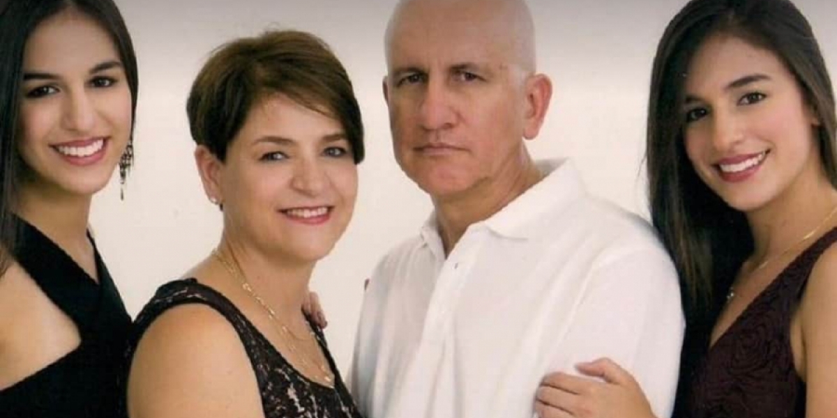 @FicoGutierrez Carlos Mario Peña y su familia, muertos en accidente.
