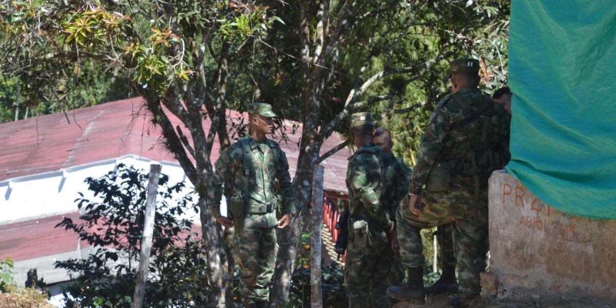 Según la Gobernadora en los pocos meses estará lista la base militar. 