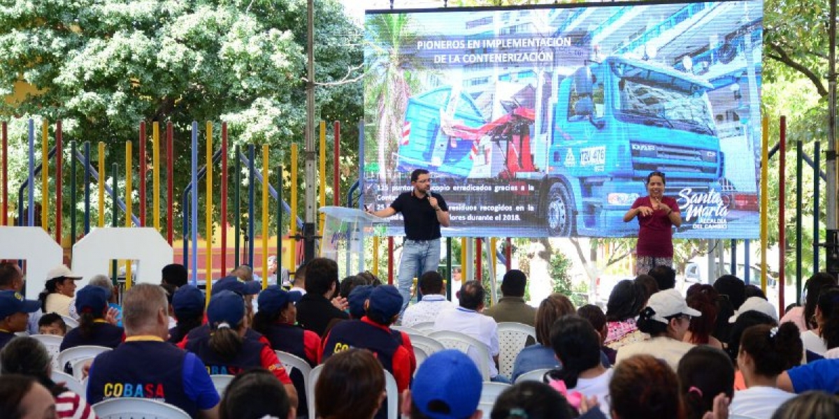 Alcaldía de Santa Marta El alcalde Rafael Martínez habló de seguridad en una rendición de cuentas en Bonda.