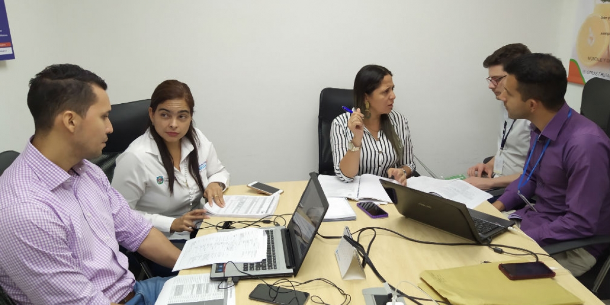 Gobernación del Magdalena Gobernación y municipios del Magdalena reciben asistencia técnica en el marco del proceso del concurso de méritos.