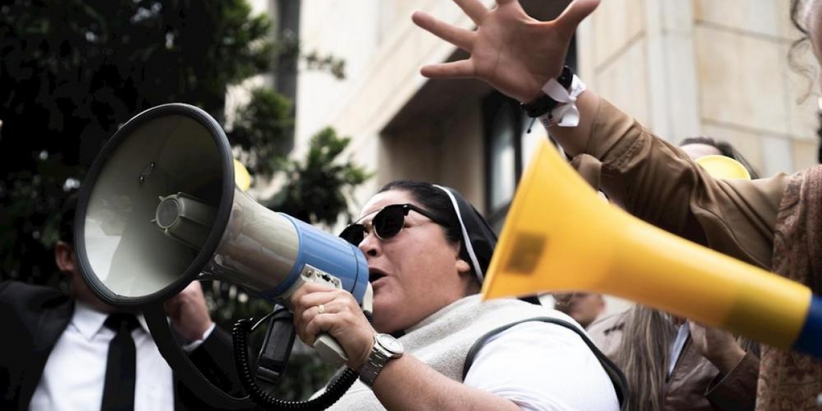 Cortesía Adriana Torres, la supuesta 'monja' uribista de la comunidad carmelita