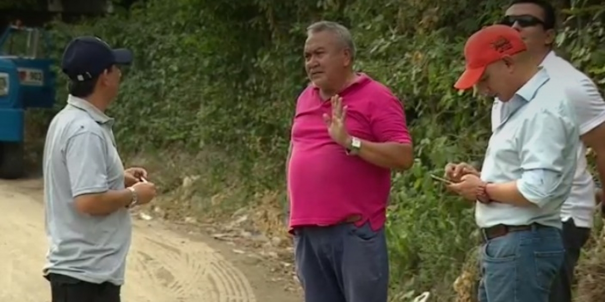 Cortesía Supervisión al predio en Puerto Mosquito donde se estaría presentando el robo de agua.