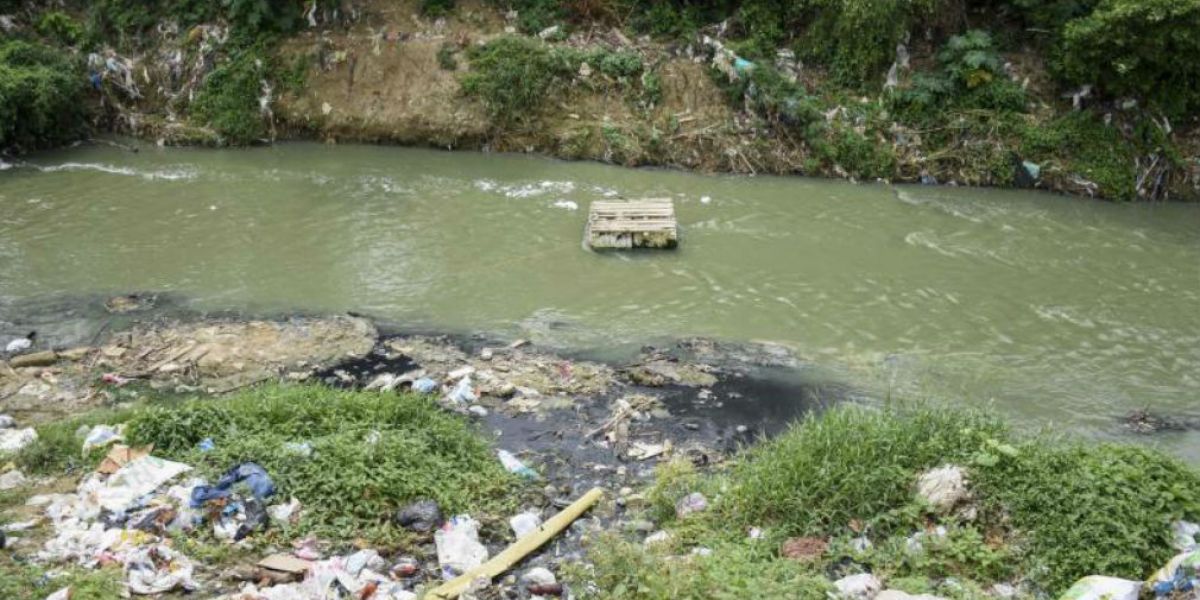 Arroyo donde desapareció el menor.