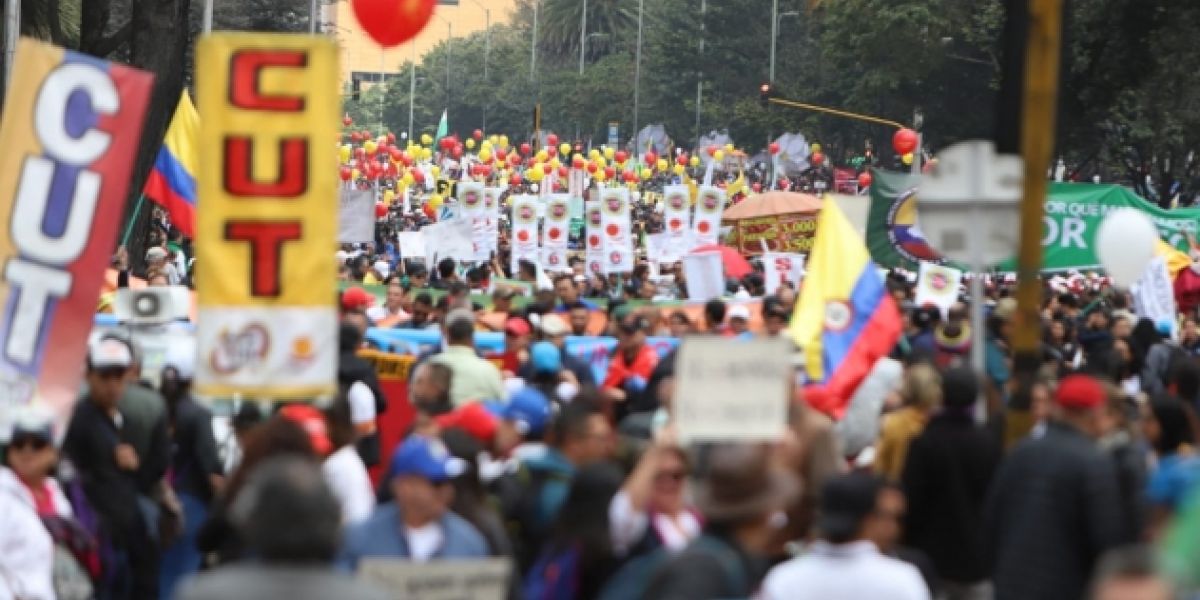 La FM Paro y marchas en Colombia