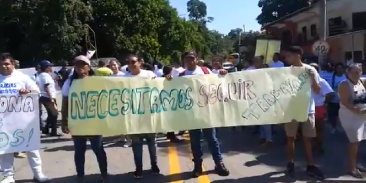 Protesta de los empleados del Parque Tayrona