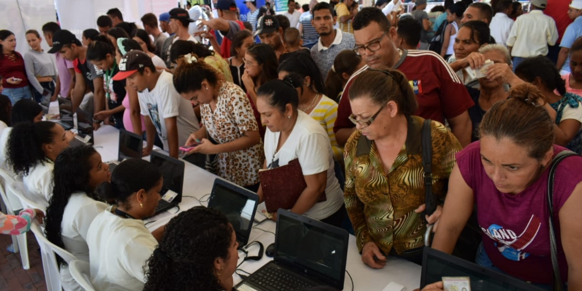Feria para migrantes en Santa Marta