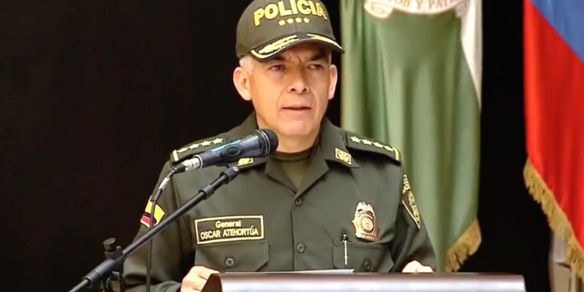 General Óscar Atehortúa, Director de la Policía Nacional.