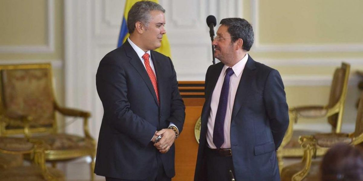 El Tiempo Iván Duque y Francisco Santos