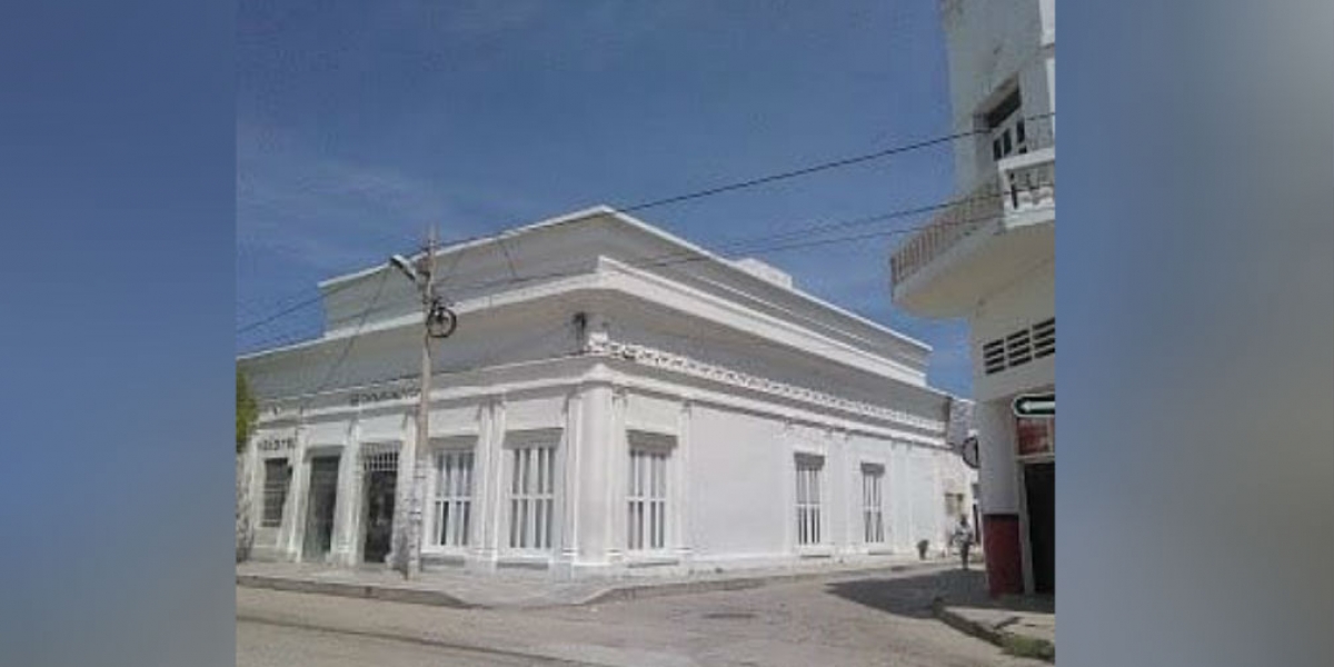 Cortesía Hace unos minutos, cuatro hombres armados, atracaron el banco Davivienda del municipio de Ciénaga.