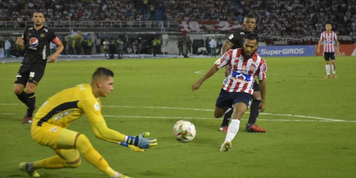 El cotejo de ida finalizó 0-0 en el Metropolitano. 