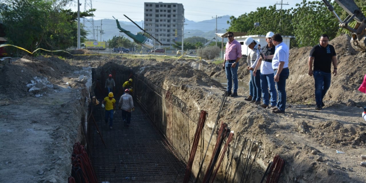 Avance de la obra del colector pluvial de la Troncal del Caribe