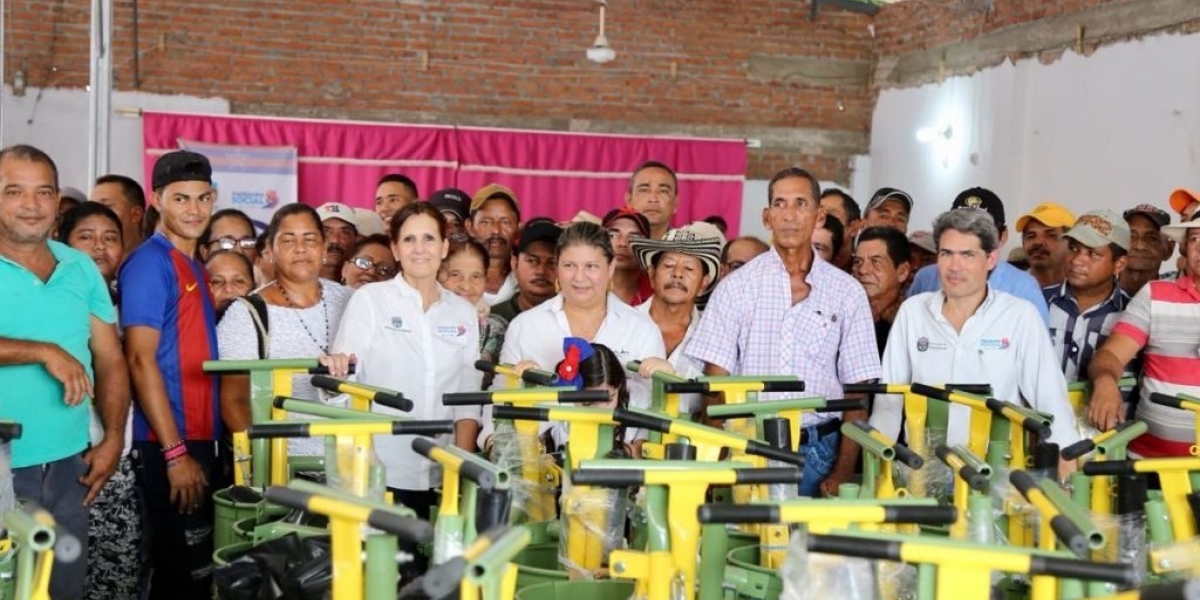 En el marco del Plan de Articulación Regional - Pares dotaron con dos tanques de enfriamiento de leche cruda, con capacidad de almacenamiento de 10 mil litros cada uno, beneficiando a 91 unidades productivas.