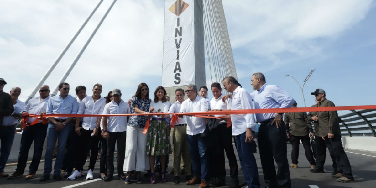 Ministerio de Transporte Inauguración del nuevo puente Pumarejo.