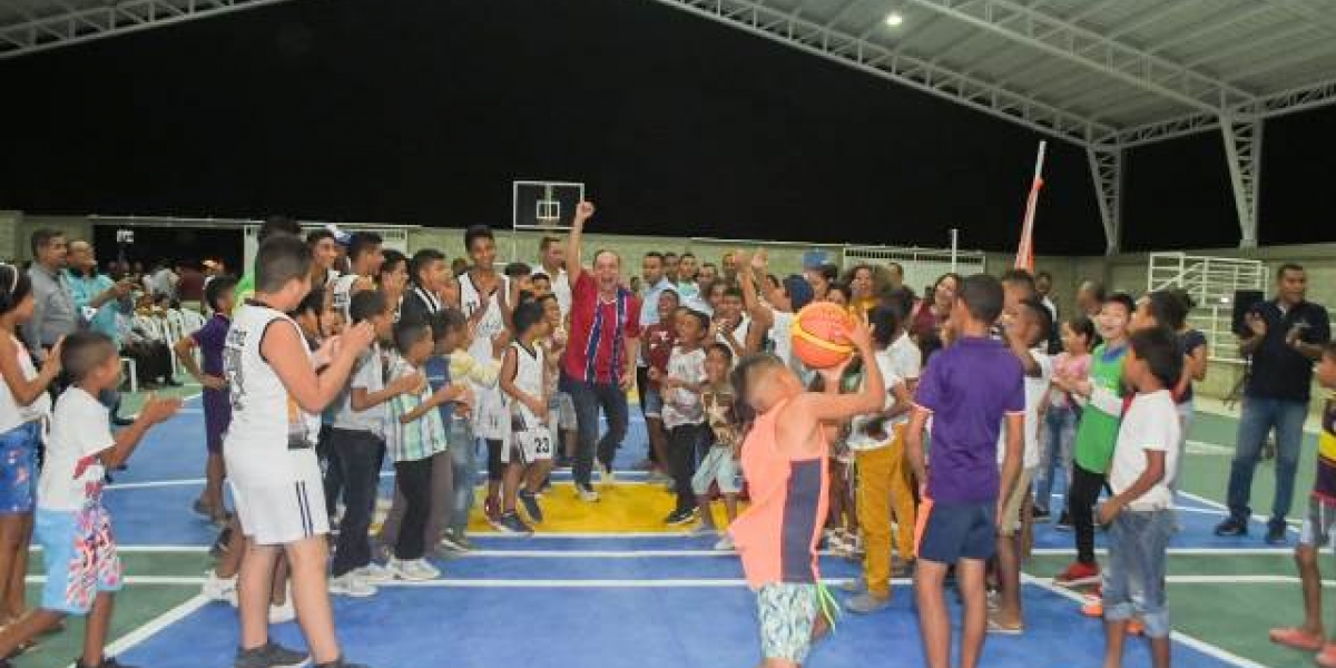 Alcaldía de Ciénaga En la noche del pasado viernes se llevó a cabo el acto inaugural del CIC.