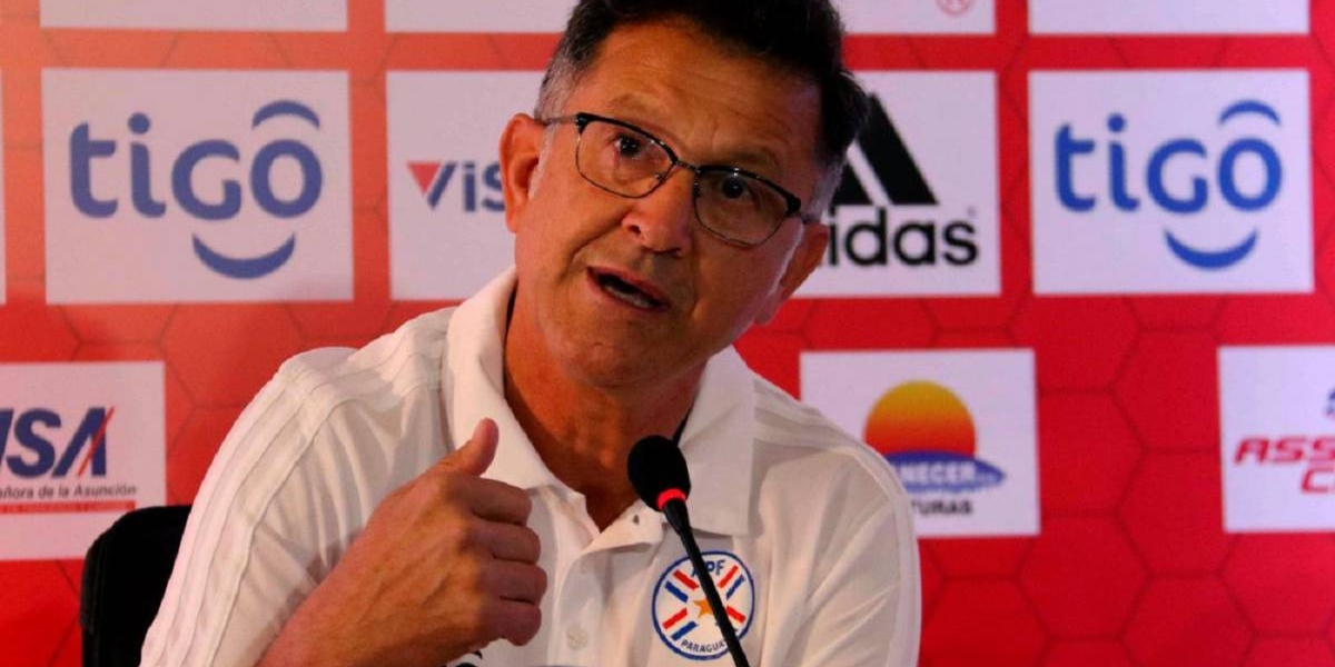 El técnico colombiano no enfrentó ningún torneo internacional con la 'Albirroja' , solo dirigió cotejos amistosos.