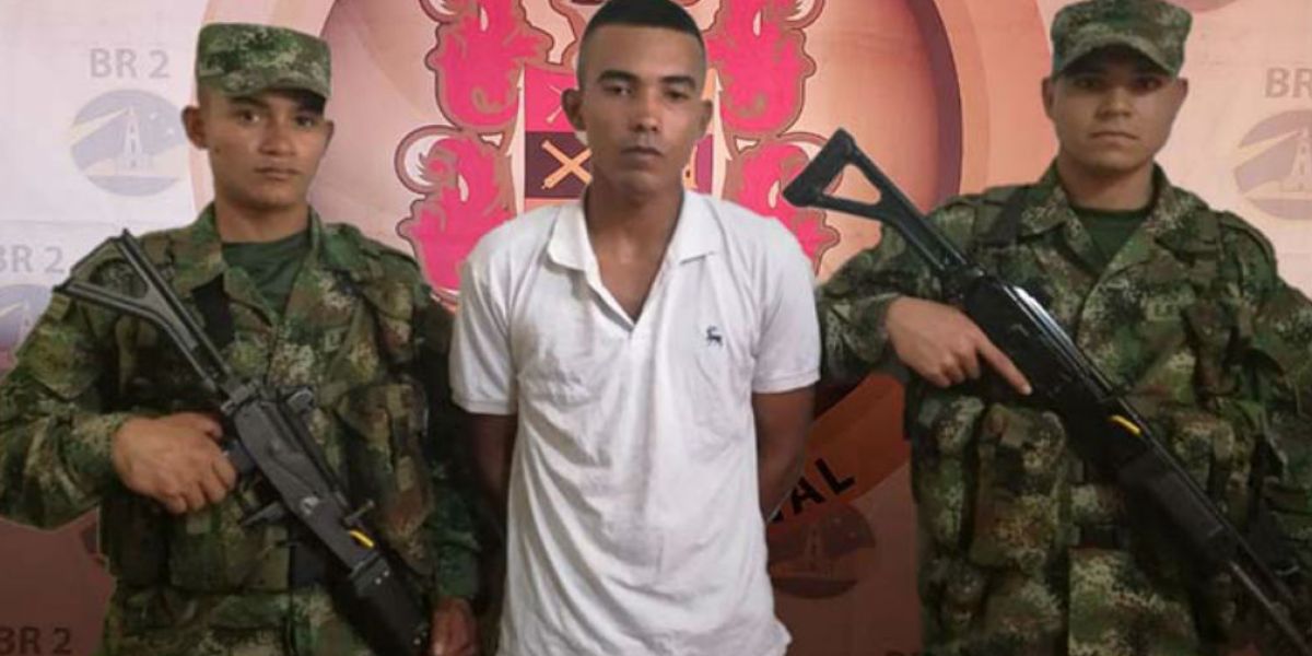 Policía Leonardo José Acuña Martínez, alias ‘El Grillo’.