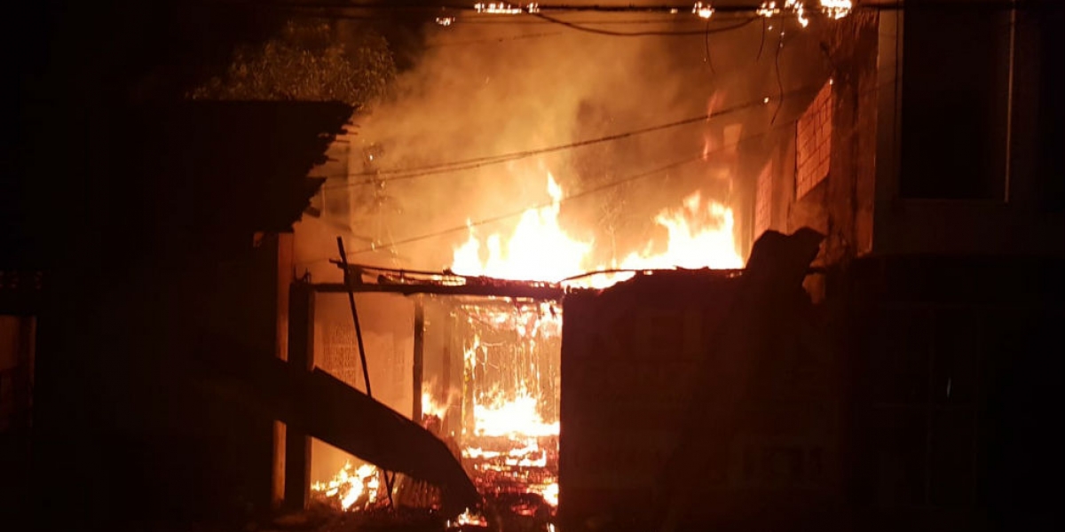 Incendio de vivienda en Guamal, Magdalena.
