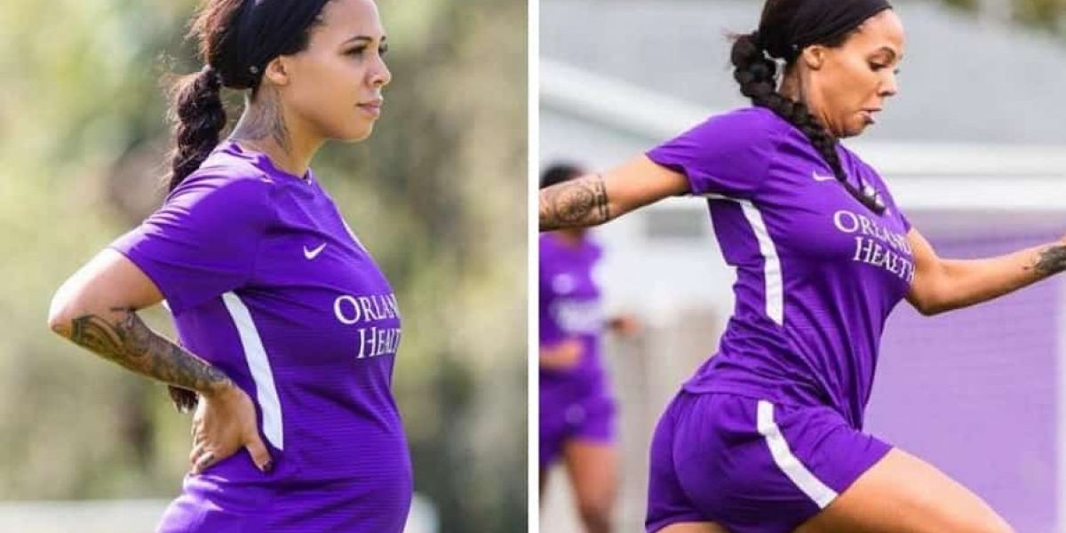 Instagram Sydney Leroux.