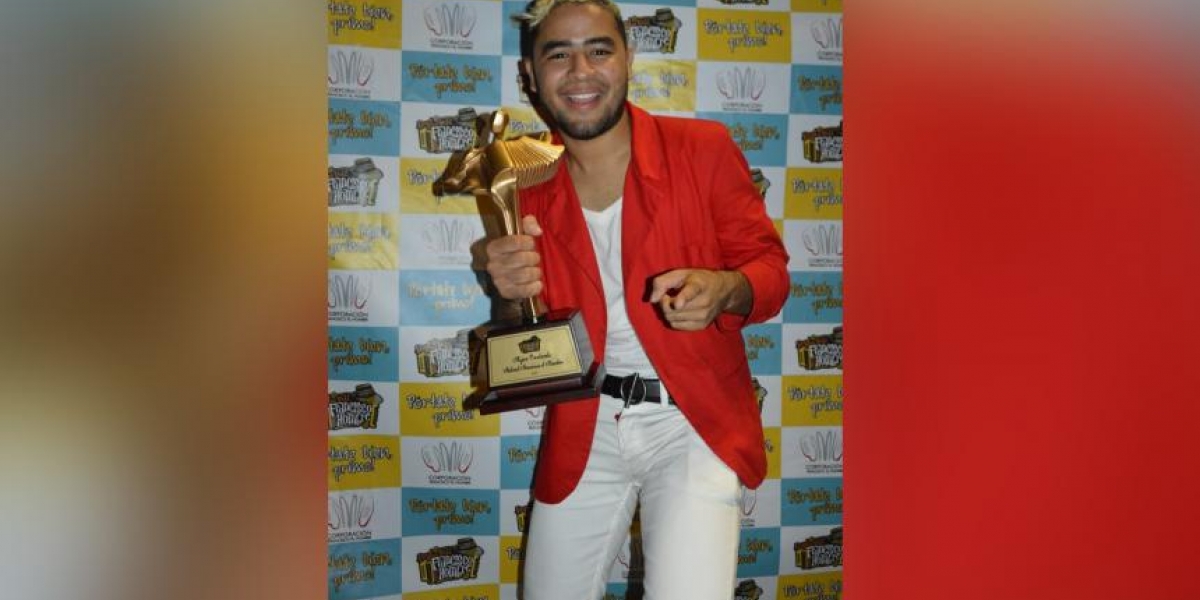 Gustavo Picalúa, ganador del festival Francisco el Hombre