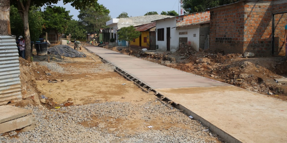 La pavimentación de la calle 12 en el barrio Pueblo Nuevo de El Banco, hace parte del proyecto aprobado en un Ocad municipal.