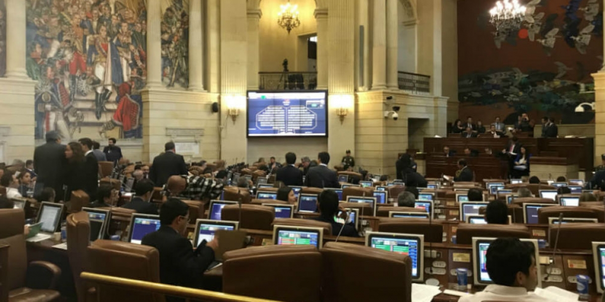 El Espectador Plenaria de la Cámara de Representantes.