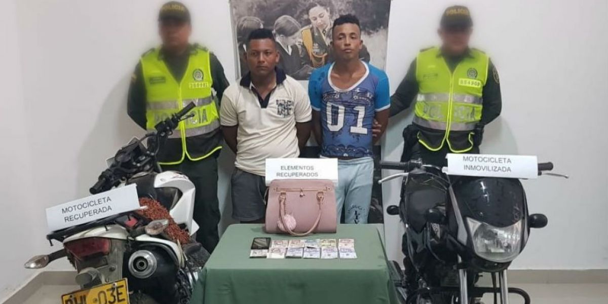 Policía Alexander José Mejía Castilla y Over de Jesús Chacón Zabaleta.