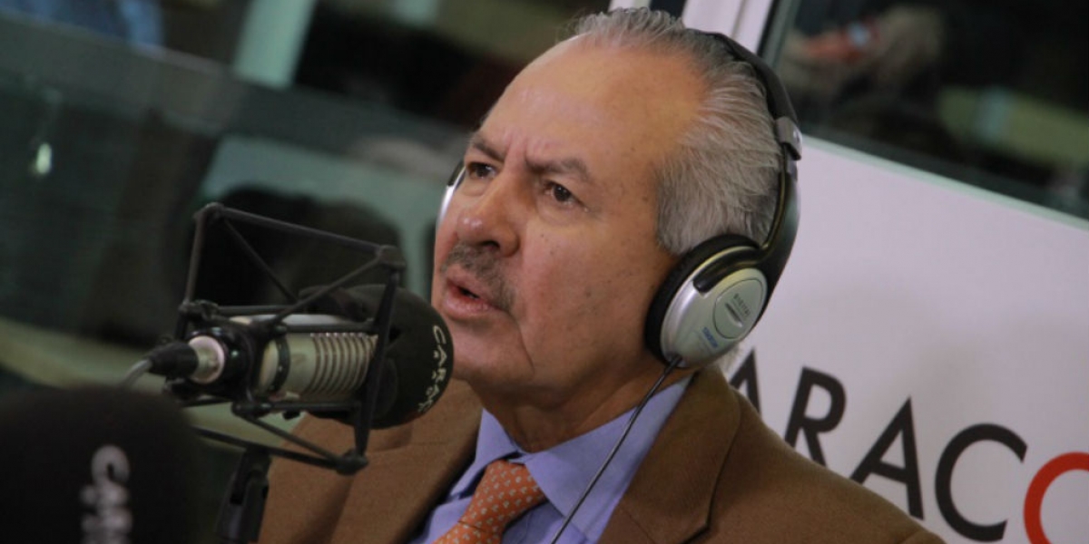 Caracol Radio Darío Arizmendi.