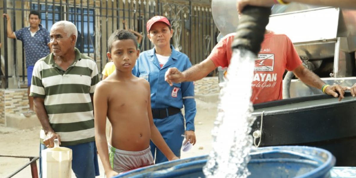La Secretaría de Salud hace advertencias a los ciudadanos de tener buenas prácticas a la hora de almacenar el agua.