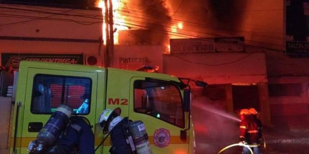 Fotos del local incendiado